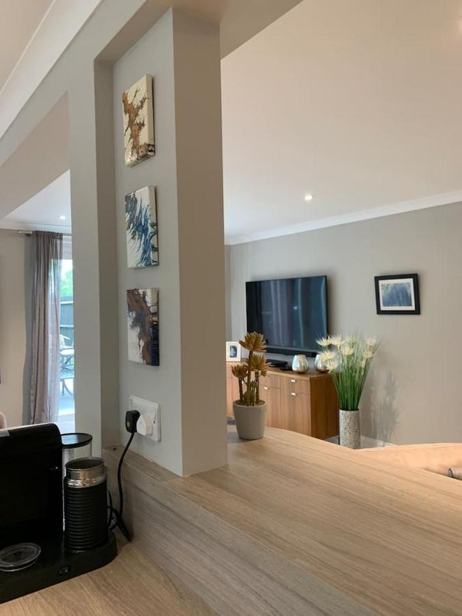 Appartement The Barn House à Cranleigh Extérieur photo